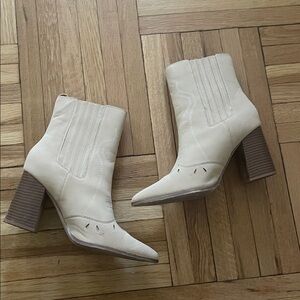 Women's Tan Ankle Boots